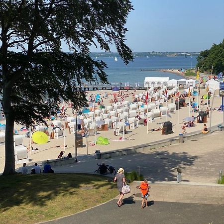 Strandblick Mit Strandkorb & Fahrraedern Γκλύξμπουργκ Εξωτερικό φωτογραφία