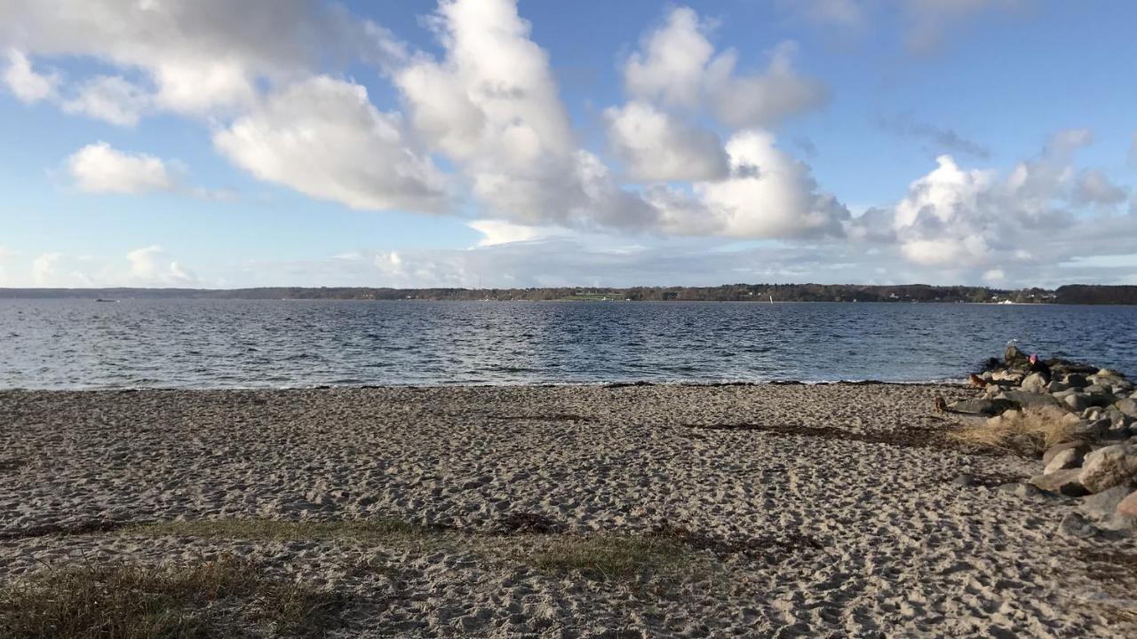 Strandblick Mit Strandkorb & Fahrraedern Γκλύξμπουργκ Εξωτερικό φωτογραφία