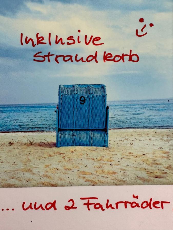 Strandblick Mit Strandkorb & Fahrraedern Γκλύξμπουργκ Εξωτερικό φωτογραφία